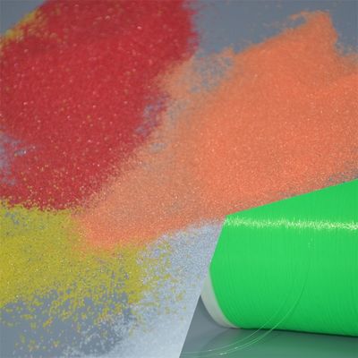 0.30MM ホワイト プラスチックのビーズ 吹き込み 粒状 脱フラッシュ 熱固定型外観部品