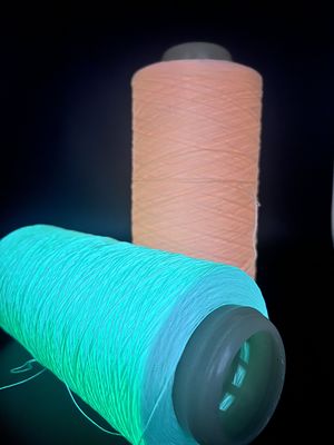 100m 輝く糸 暗闇に輝く糸 編み 編み
