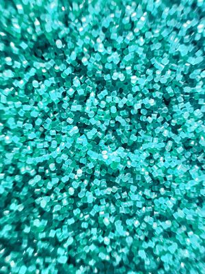 0.3*0.3mm プラスチック 吹き飛ばしメディア 円筒状ナイロンメディア 自動車 磨き